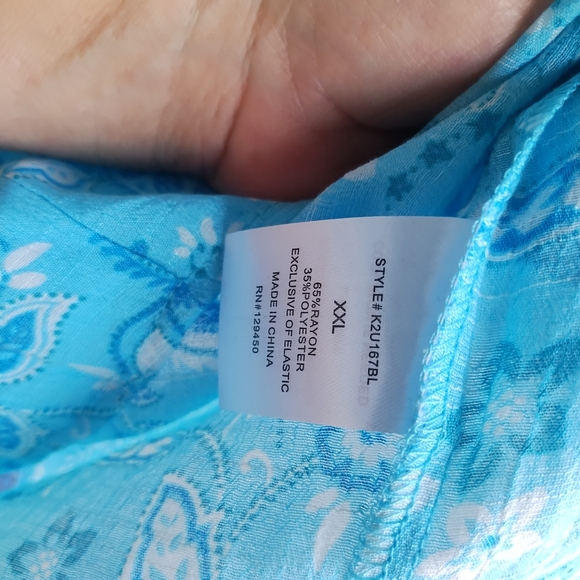 Como vintage blouse 2X blue paisley long sleeves button up - Picture 3 of 6